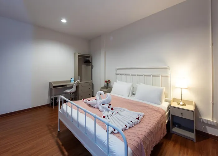 The Yaowarat Aparthotel Bangkok