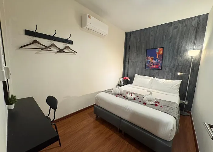 Aparthotel The Yaowarat *